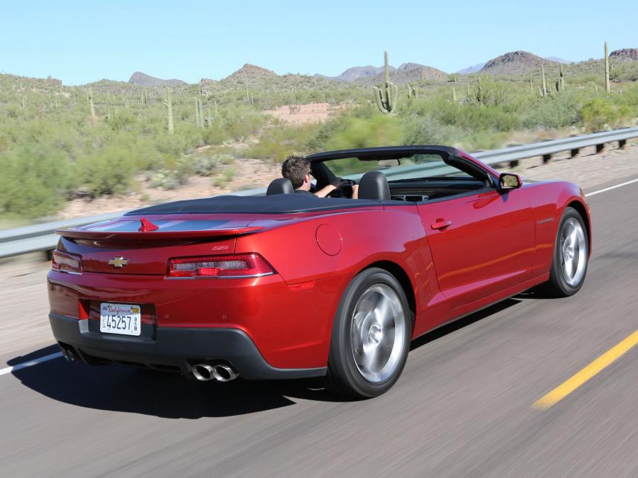  Chevrolet Camaro SS Convertible 2013 года  (фото 2 из 24)